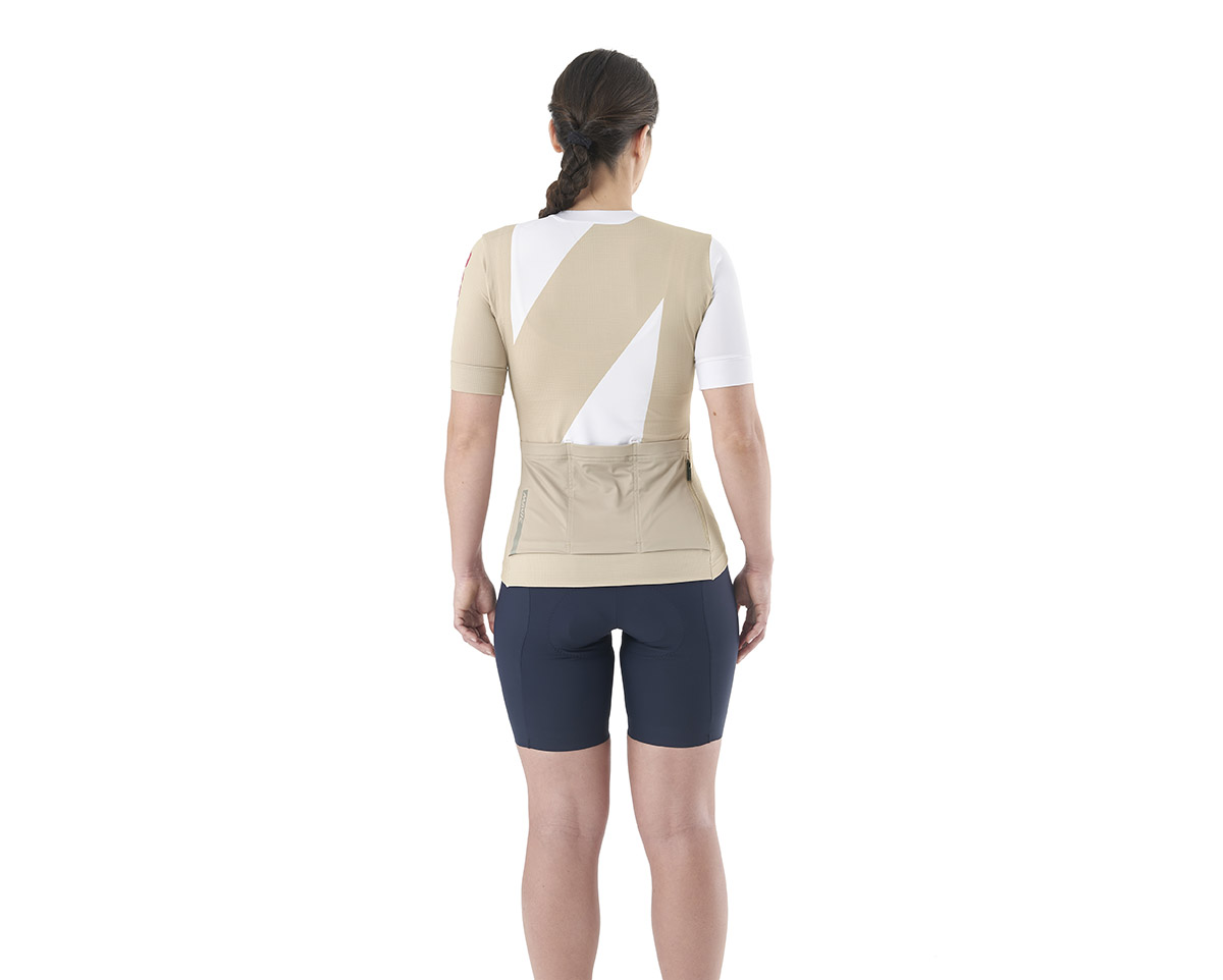 Maillot manches courtes Femme AKSIUM GRAPHIC Poivre Blanc